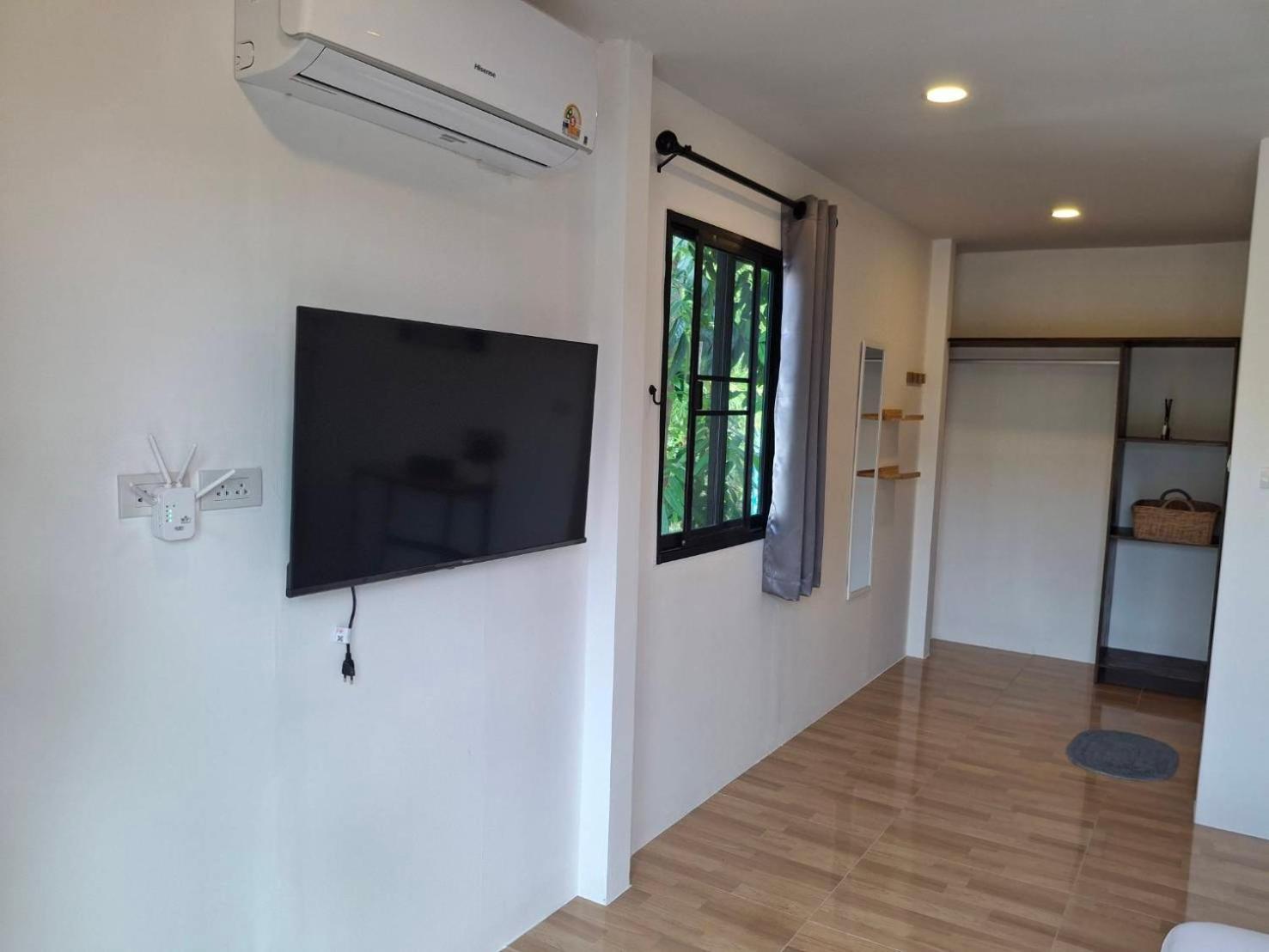 Ferienwohnung Homlomchomsuan หอมลมชมสวน Ban Mai  Zimmer foto