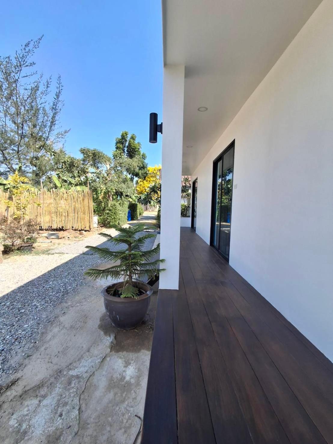 Ferienwohnung Homlomchomsuan หอมลมชมสวน Ban Mai  Zimmer foto